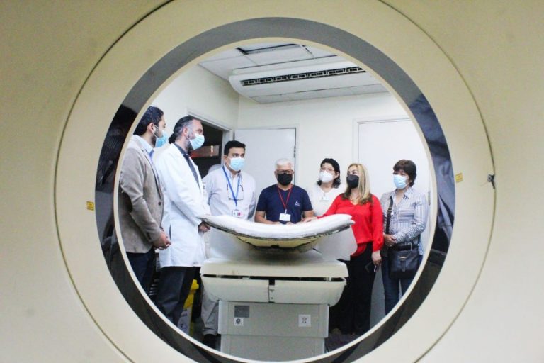 Gobernador Regional anunció la adquisición de un nuevo scanner para el hospital de Iquique